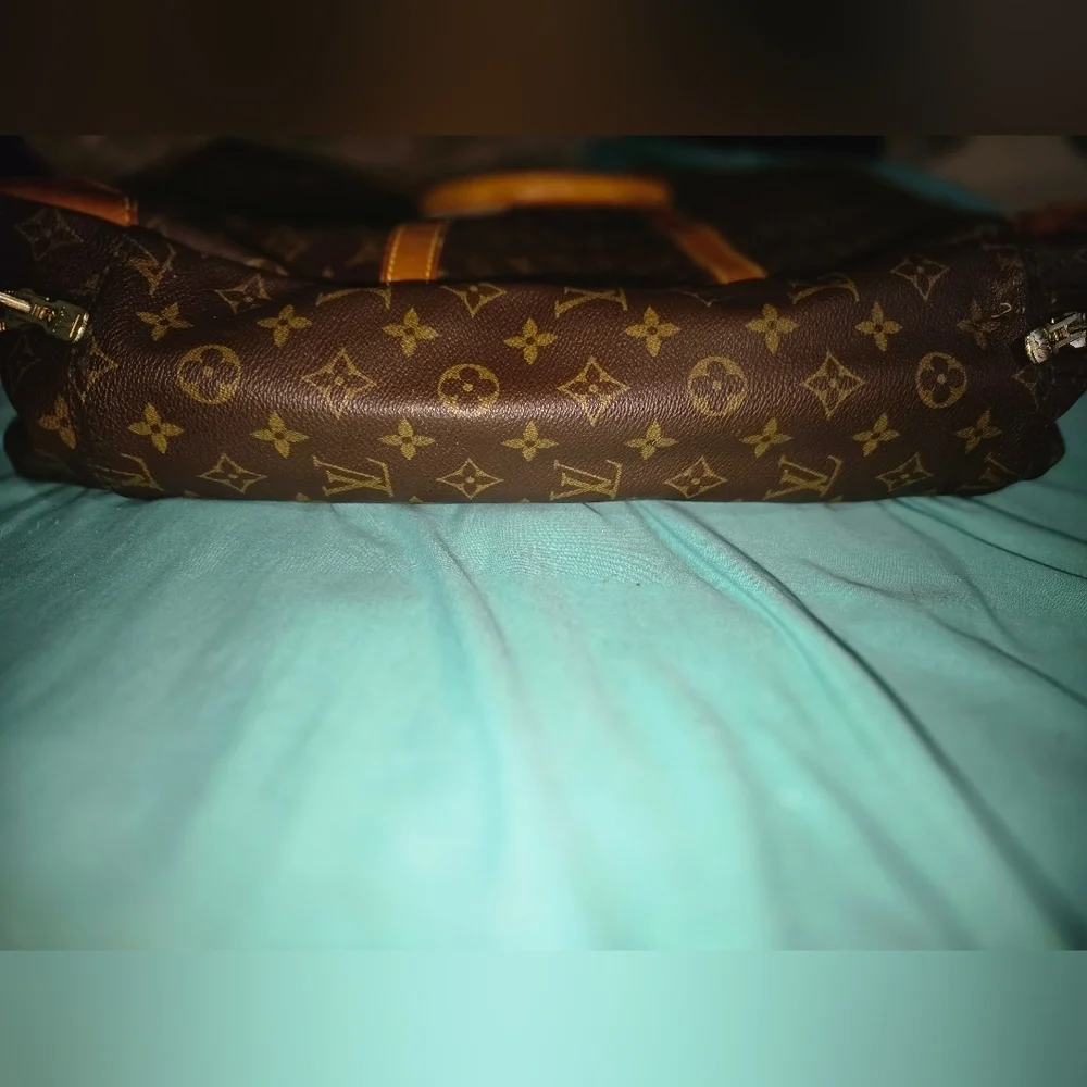 Authentic vintage Louis Vuitton Luxury Sirius 45 Travel Luggage Bag